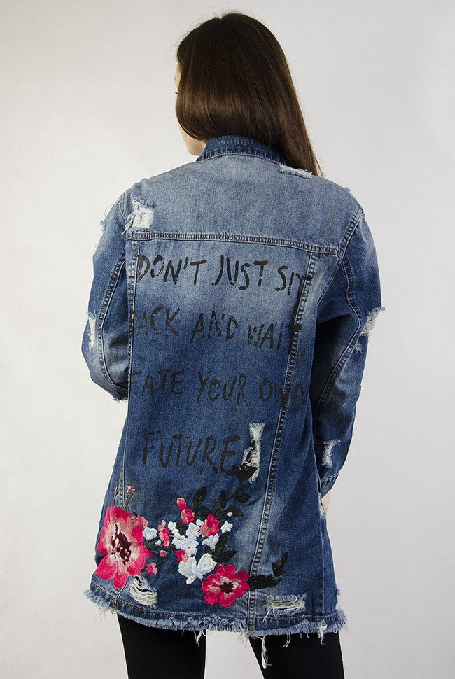 Kurtka jeansowa z motywem kwiatowym