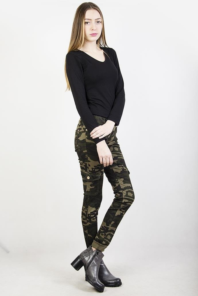 Spodnie moro bojówki z kieszenią z boku