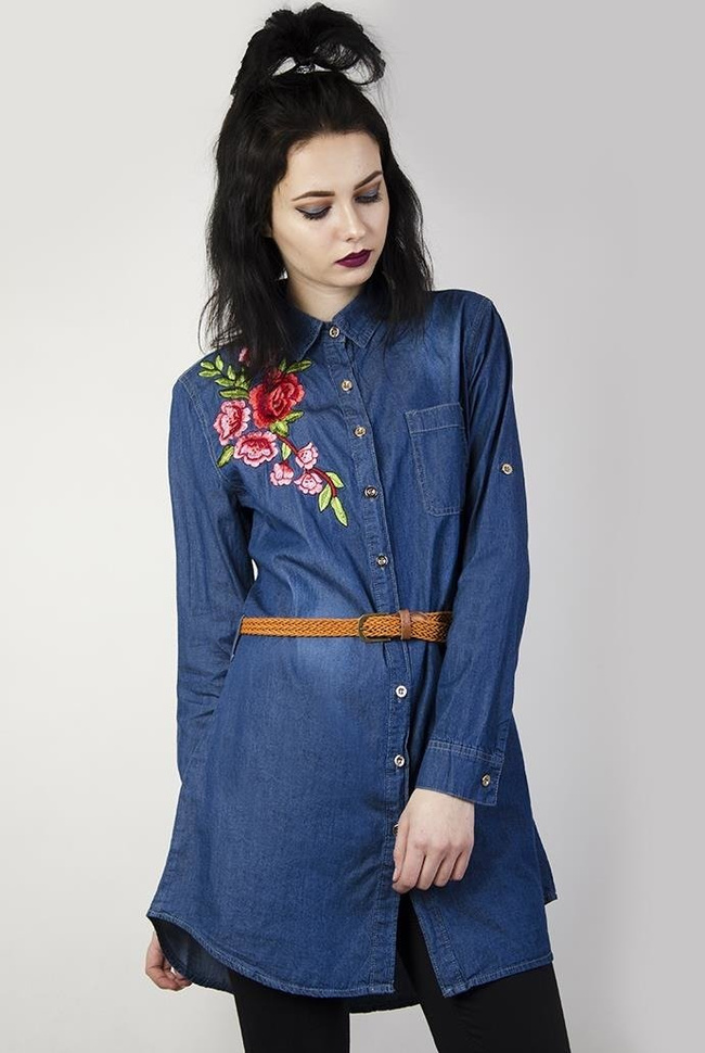 Koszula z paskiem i naszywką różą