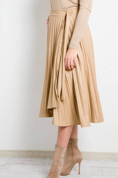 BEŻOWA PLISOWANA SPÓDNICA Z EKO SKÓRY -REGULOWANA