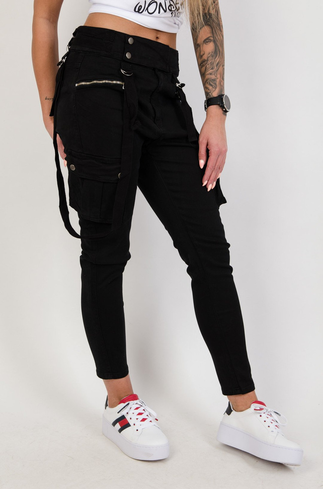 Czarne spodnie typu jogger z zamkami