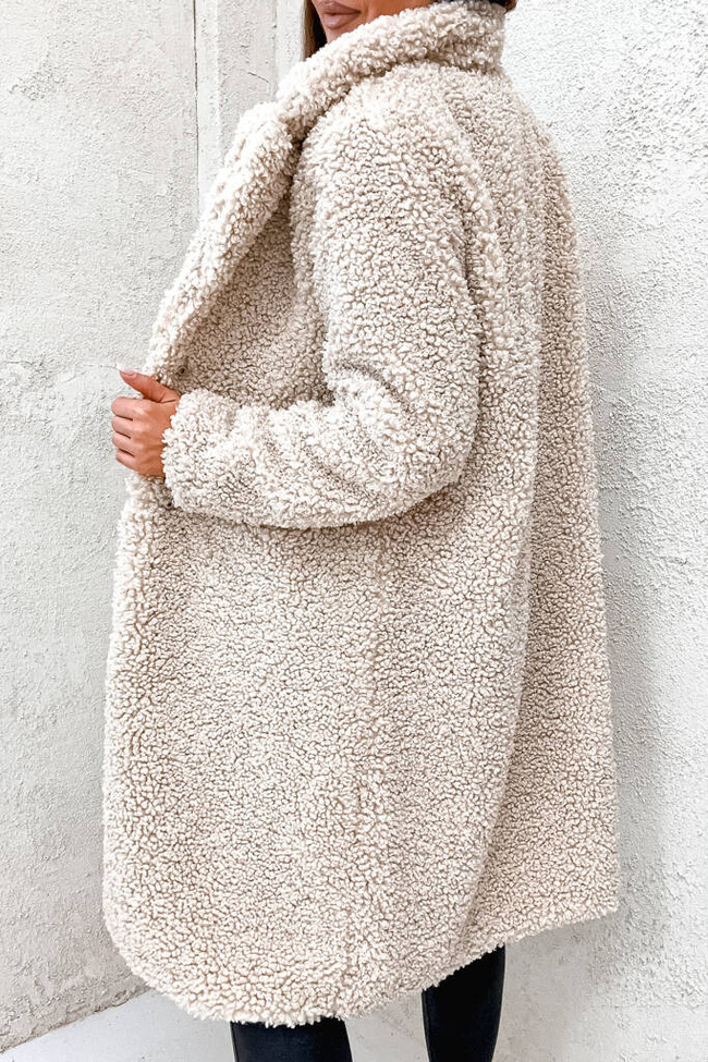 BEŻOWY PŁASZCZ OWIECZKA ZAPINANY NA ZATRZASKI