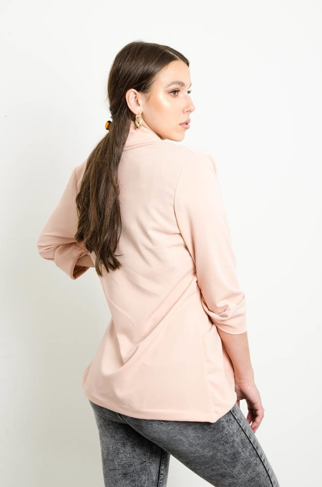 RÓŻOWA NARZUTKA Z KIESZENIAMI