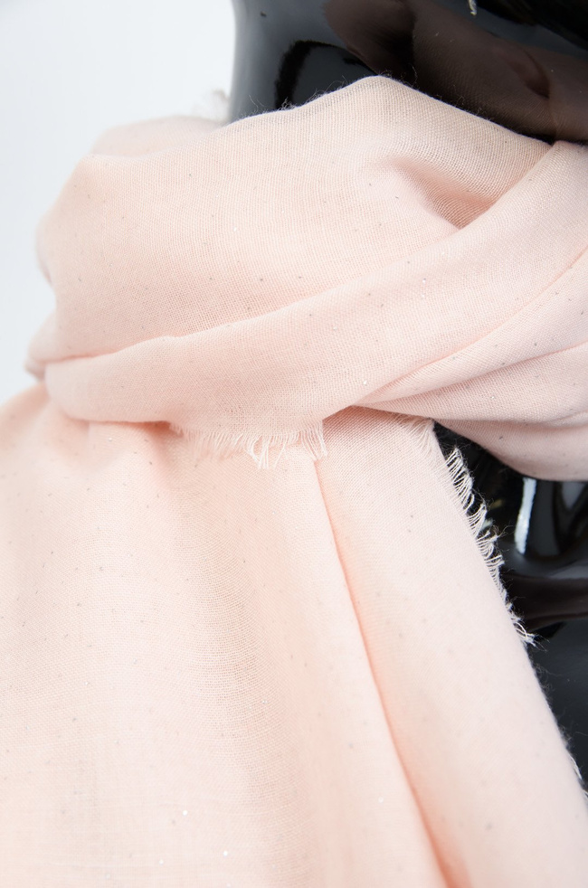 Jasno różowy szalik z brokatem