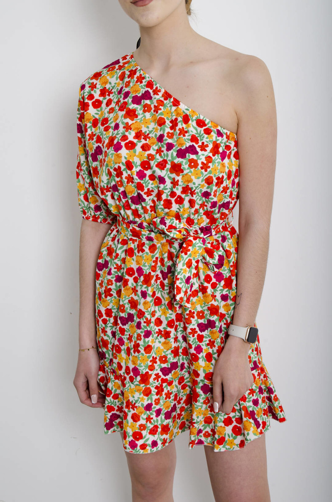 SUKIENKA W KWIATY NA JEDNO RAMIĘ -BIAŁA