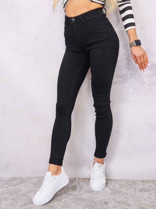 CZARNE SPODNIE JEANSOWE- PUSH UP