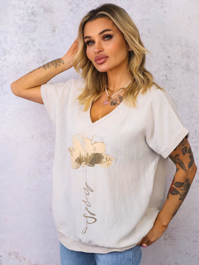 T-SHIRT ZE ZŁOTYM KWIATEM I DEKOLTEM W SZPIC- BEŻOWY