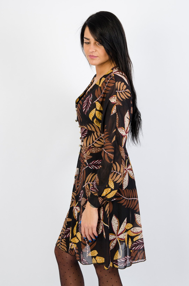 CZARNA SUKIENKA W KWIATY ZE ZŁOTYMI GUZIKAMI