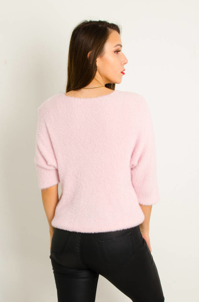 FUTRZANY SWETER NIETOPERZ- RÓŻOWY