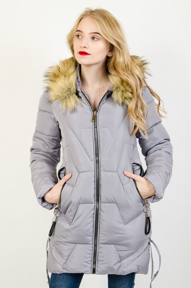 Szara pikowana kurtka ze srebrnymi zamkami