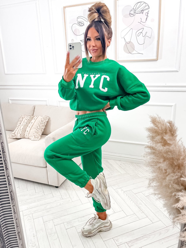 KOMPLET DRESOWY Z OZDOBNĄ NASZYWKĄ- ZIELONY