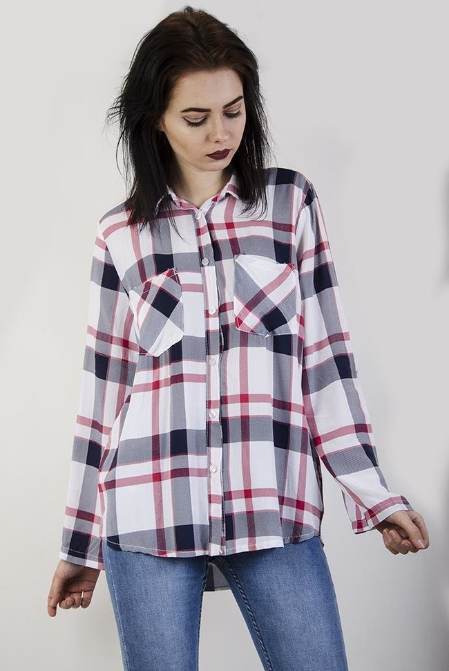 Koszula w kratę, zapinana na guziki