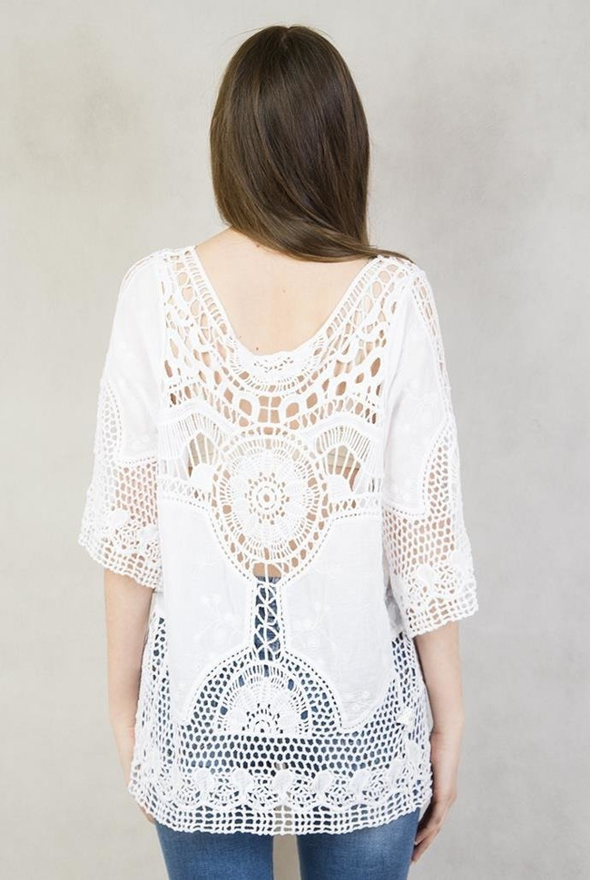 Ażurowa biała bluzka