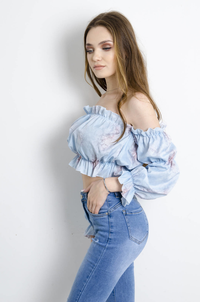 BLUZKA HISZPANKA NIEBIESKA W KWIATY