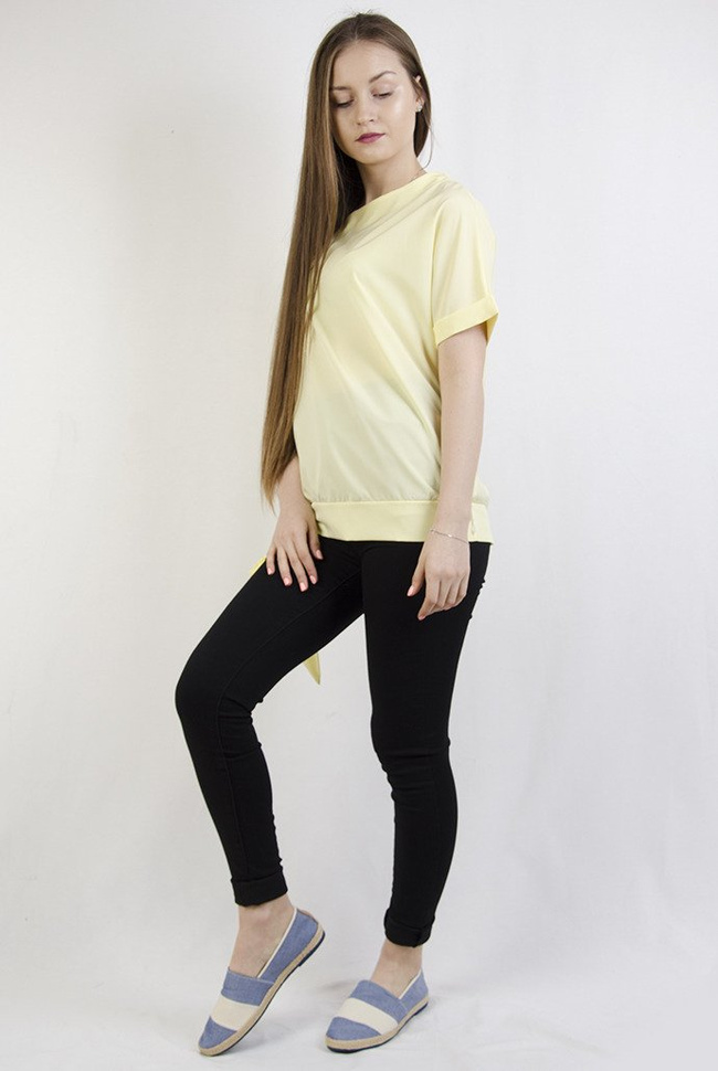 Żółta gładka bluzka z kokardą