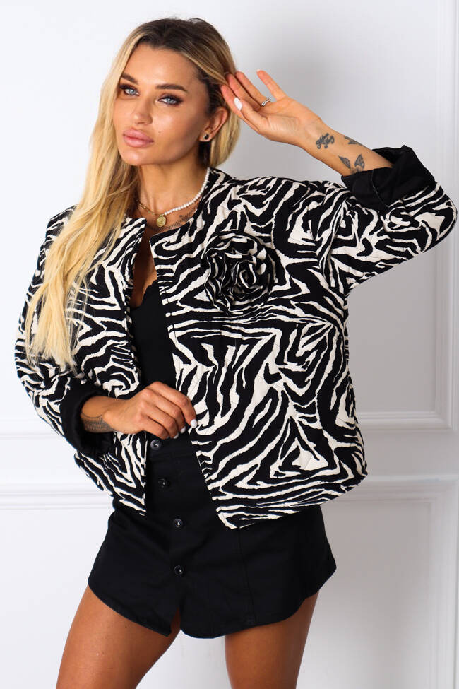 KURTKA BOMBERKA ZEBRA Z DOPINANYM KWIATEM