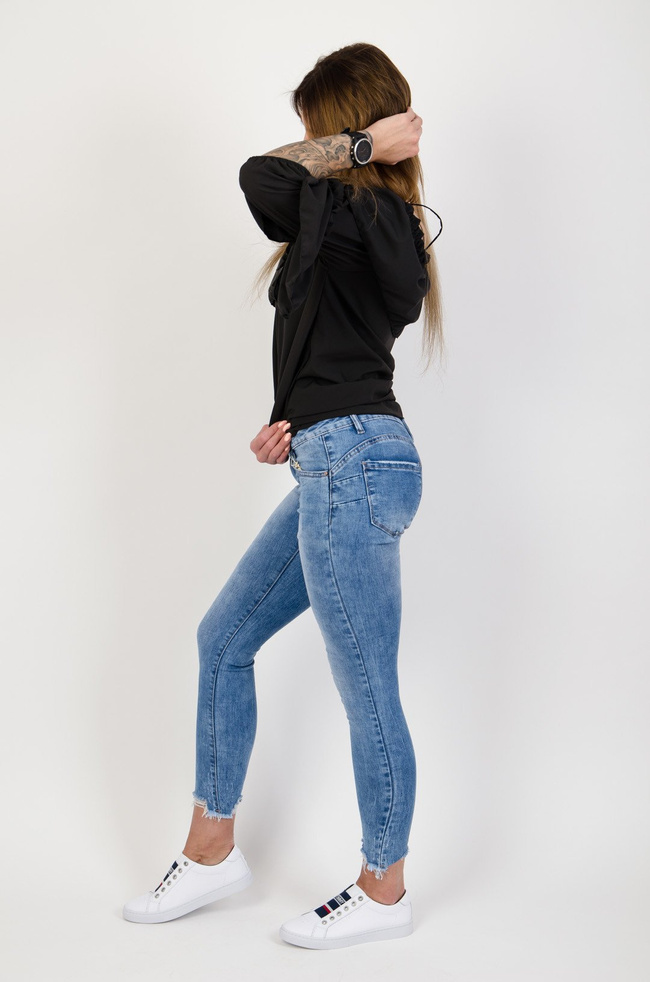 Jasne spodnie jeansowe push up