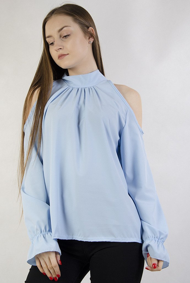 Niebieska bluzka na długi rękaw z odkrytymi ramionami