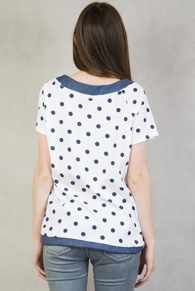Biała bluzka w granatowe grochy
