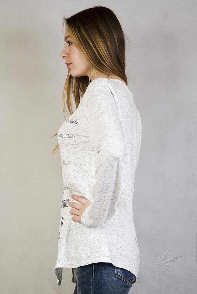 Jasnoszara bluzka z czarnymi napisami