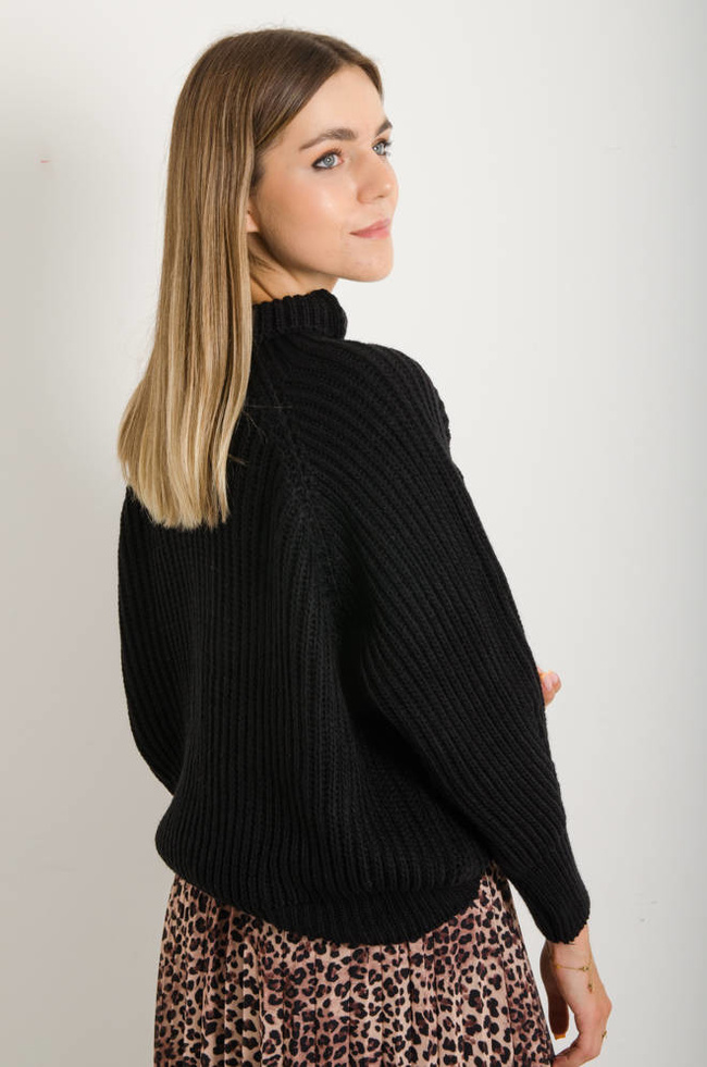 SWETER OVERSIZE Z GOLFEM- CZARNY