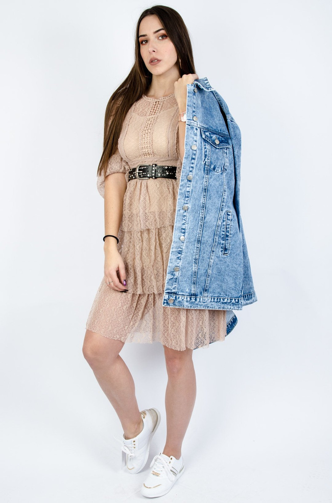 KORONKOWA SUKIENKA Z ROZSZERZANYMI RĘKAWAMI W KOLORZE RÓŻOWYM