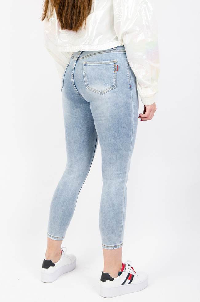 JASNE SPODNIE JEANSOWE Z WYSOKIM STANEM