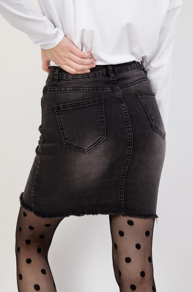 Ciemnoszara spódnica jeansowa