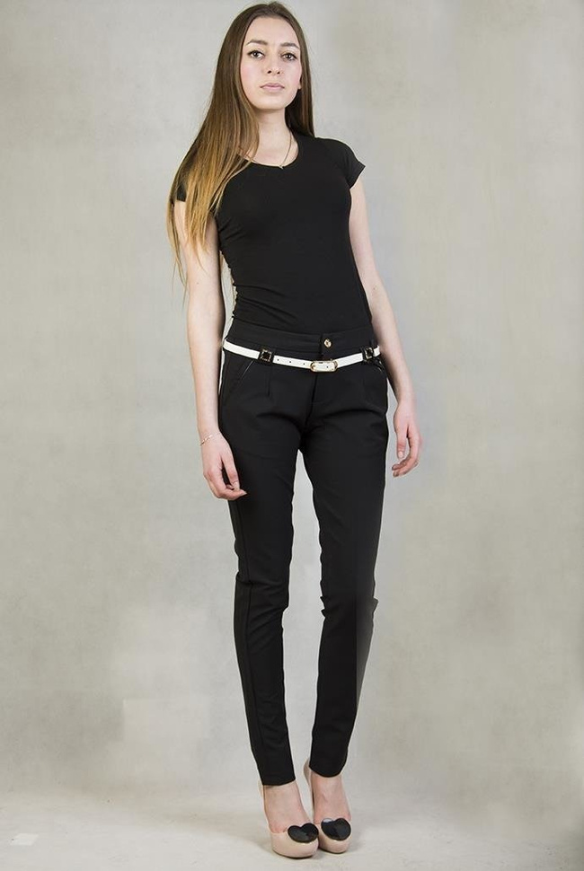 Czarne, eleganckie spodnie materiałowe z paskiem