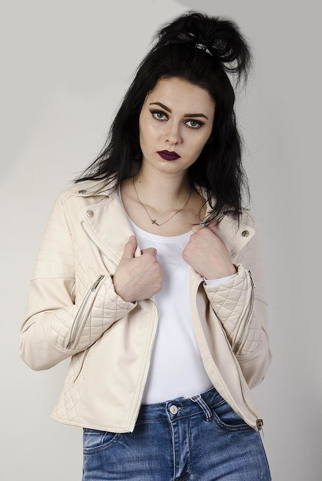 Beżowa kurtka ramoneska z zamkami