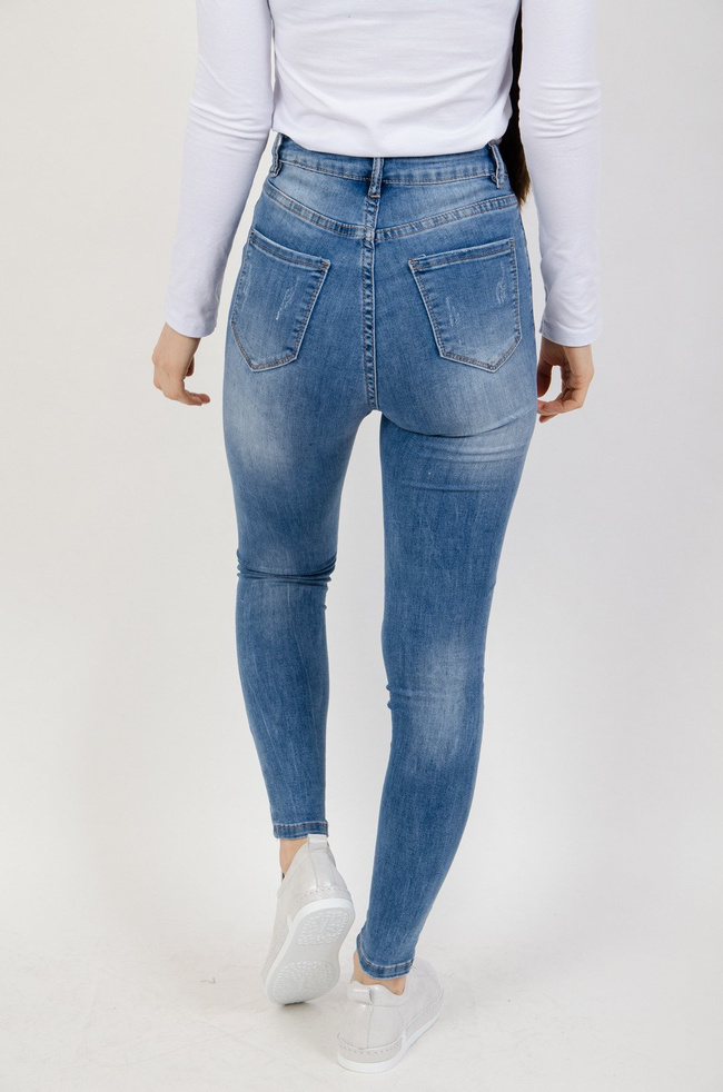 Jasne spodnie jeansowe delikatnie cieniowane