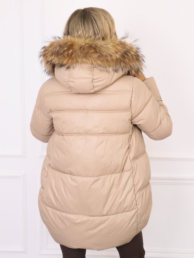 KURTKA ASYMETRYCZNA Z NASZYWKĄ NA RĘKAWIE I FUTERKIEM- BEŻOWA