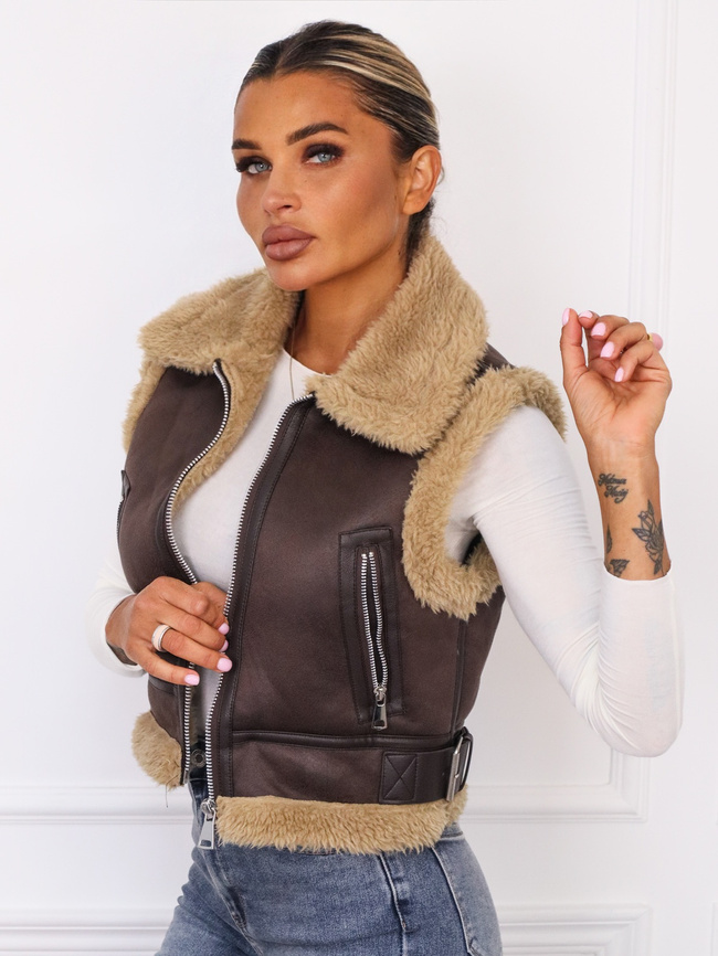 KRÓTKA KAMIZELKA BEZRĘKAWNIK Z KOŻUSZKIEM- CZEKOLADOWA