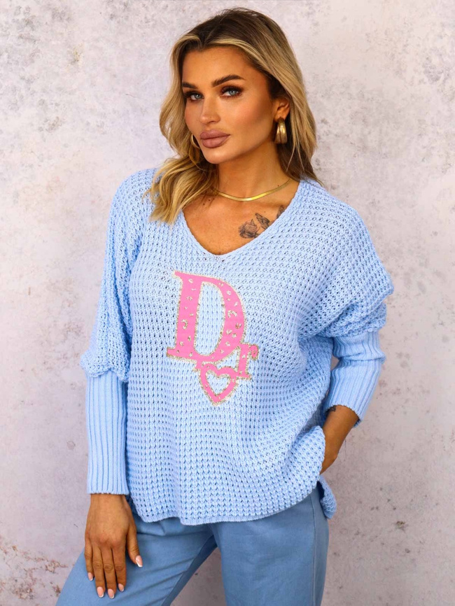 SWETER OVERSIZE O KROJU NIETOPERZA Z OZDOBNĄ APLIKACJĄ- NIEBIESKI