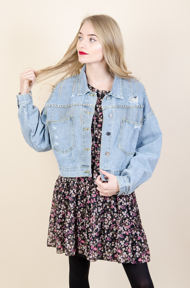 JASNA KURTKA JEANSOWA OVERSIZE Z CYRKONIAMI