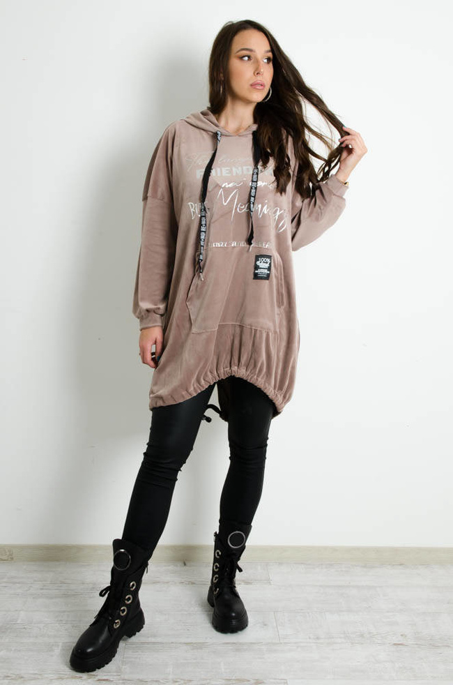 BRĄZOWA ASYMETRYCZNA TUNIKA Z NAPISEM