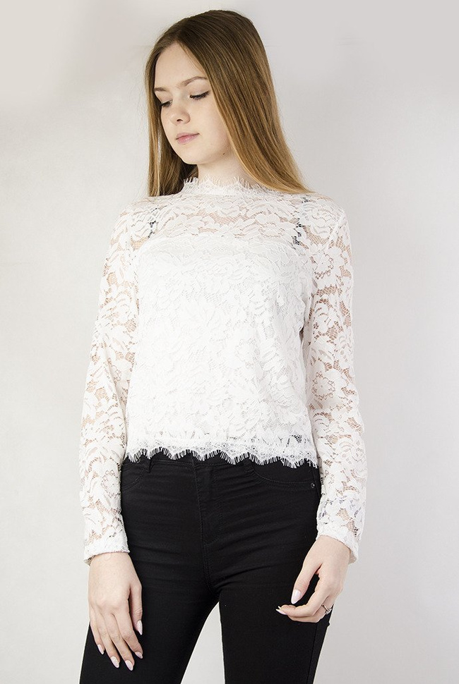 Biała koronkowa bluzka ze złotym zamkiem na plecach