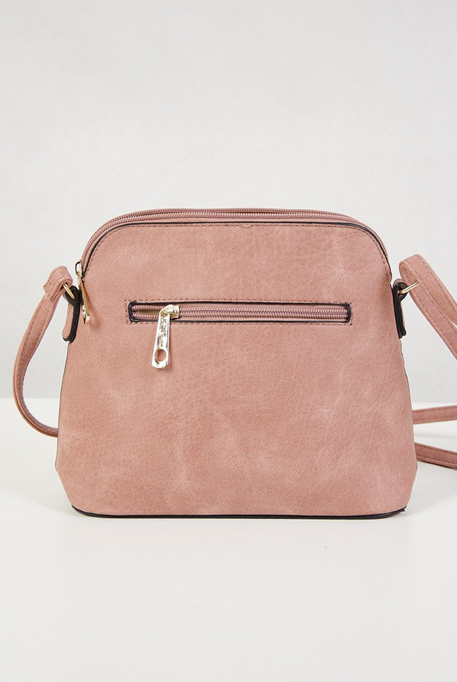 Mała różowa torebka z ćwiekami