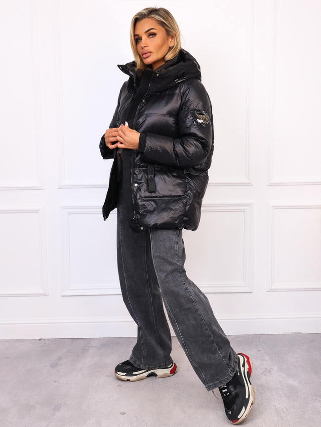 KRÓTKA KURTKA WYPEŁNIONA KACZYM PUCHEM Z LAMPASAMI- CZARNA