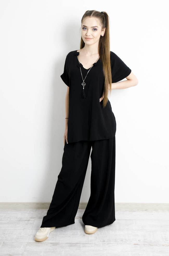 KOMPLET CZARNY Z OZDOBNYM WISIORKIEM