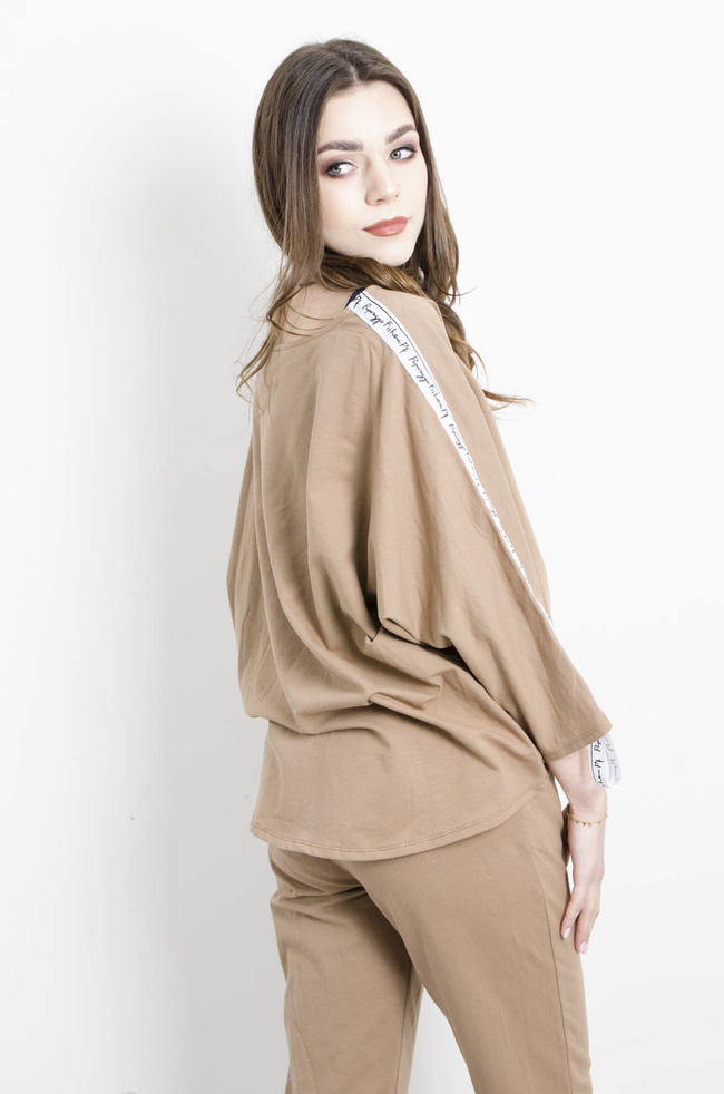 KOMPLET BAWEŁNIANY BRĄZOWY Z LAMPASEM