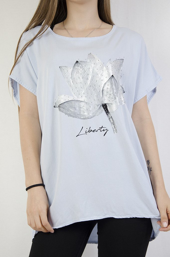 Niebieska bluzka ze srebrnym kwiatem