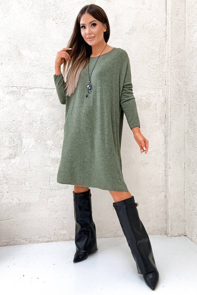 JASNO ZIELONA SUKIENKA MIDI OVERSIZE+ NASZYJNIK