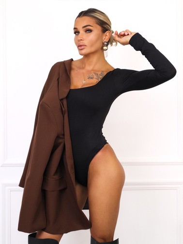 BODY Z KWADRATOWYM DEKOLTEM- CZARNE