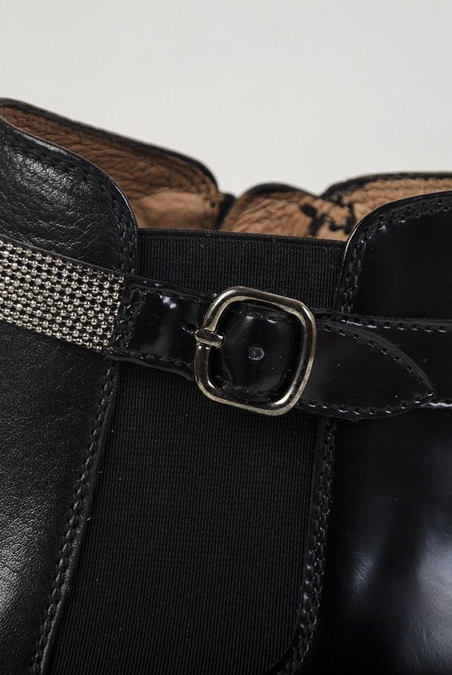 Hispanitas czarne sztyblety z zapięciem