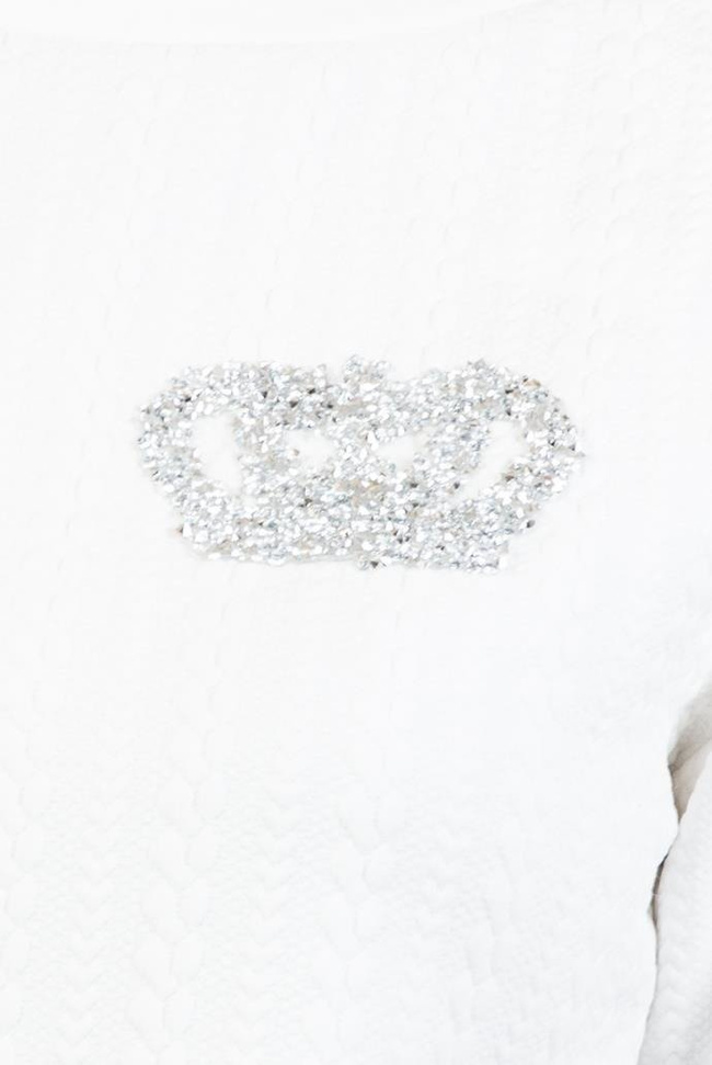 Biała bluzka z koroną