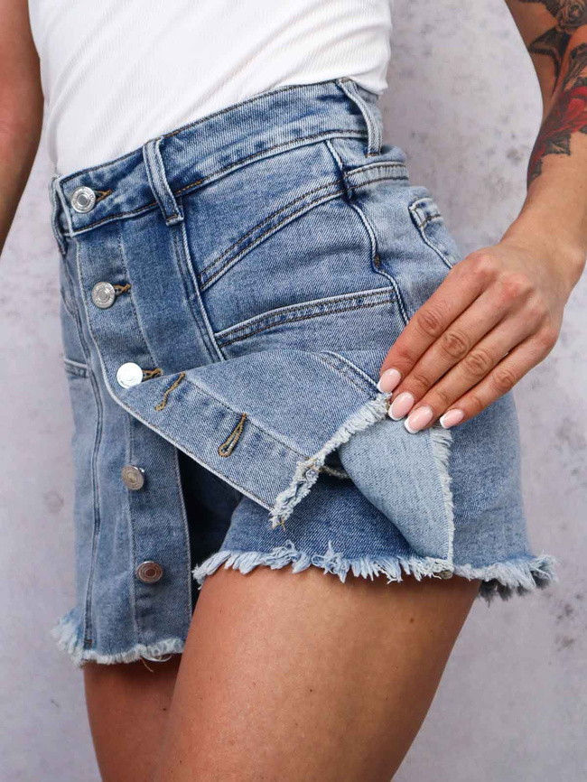 SPÓDNICO-SPODENKI ZAPINANE NA GUZIKI- JEANSOWE