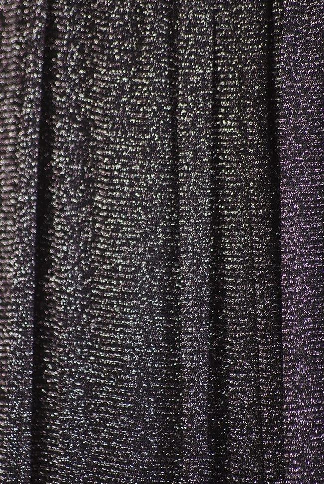 Czarna spódniczka przeszywana srebrną nicią