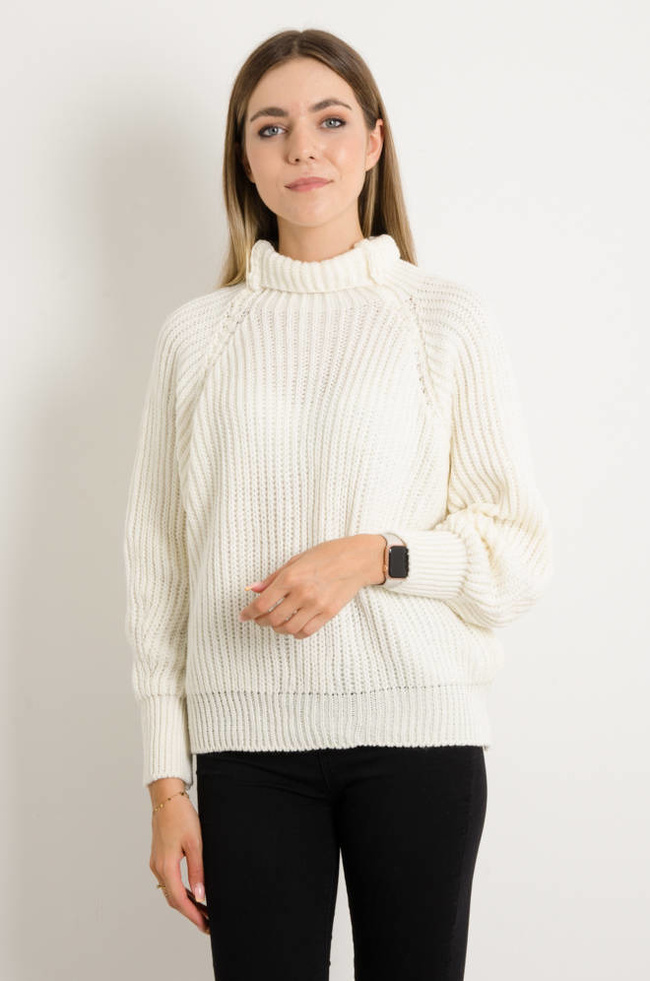SWETER OVERSIZE Z GOLFEM- BIAŁY