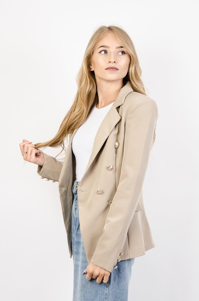 BEŻOWA MARYNARKA ZE ZŁOTYMI GUZIKAMI